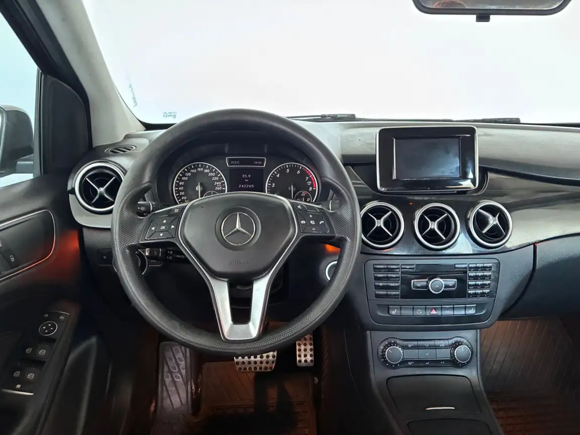 MERCEDES-BENZ B-CLASS
