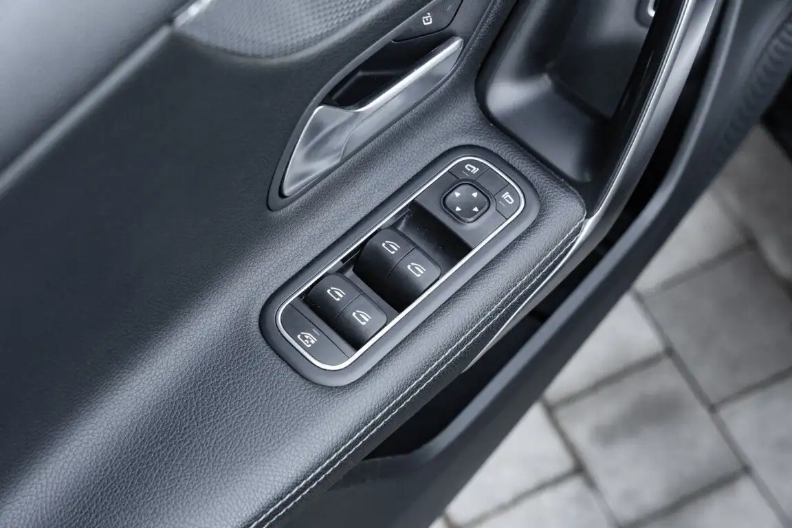 MERCEDES-BENZ A-CLASS