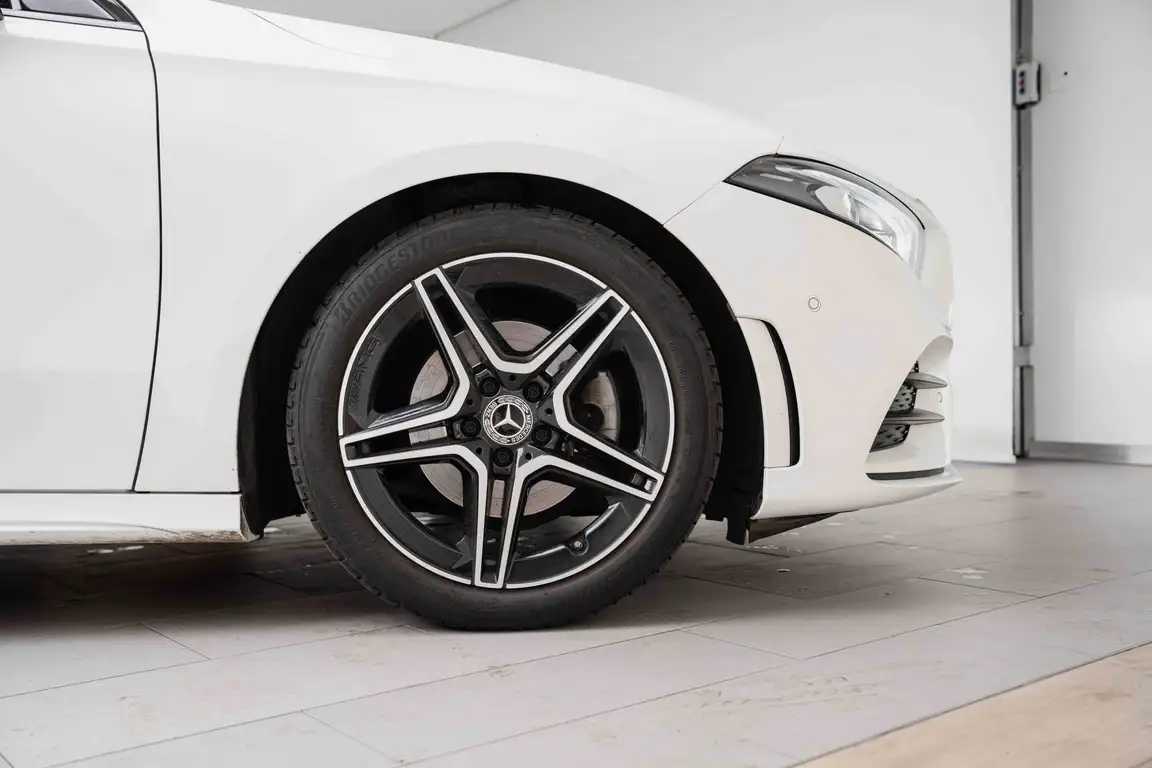 MERCEDES-BENZ NONE