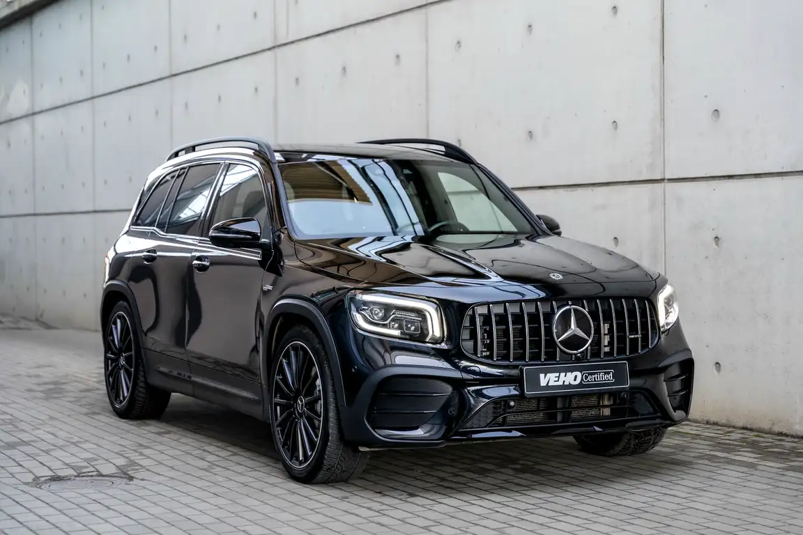 MERCEDES-BENZ GLB