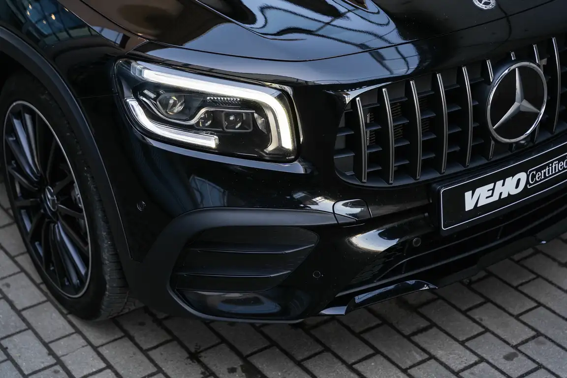 MERCEDES-BENZ GLB