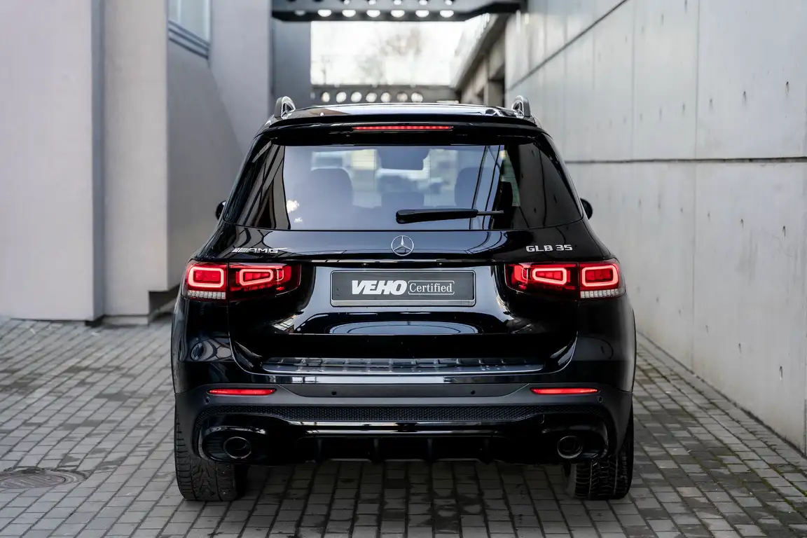 MERCEDES-BENZ GLB