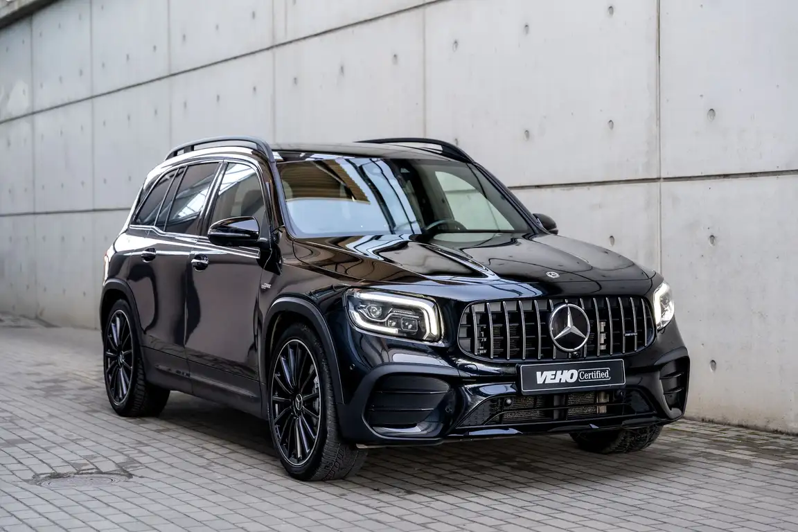 MERCEDES-BENZ GLB
