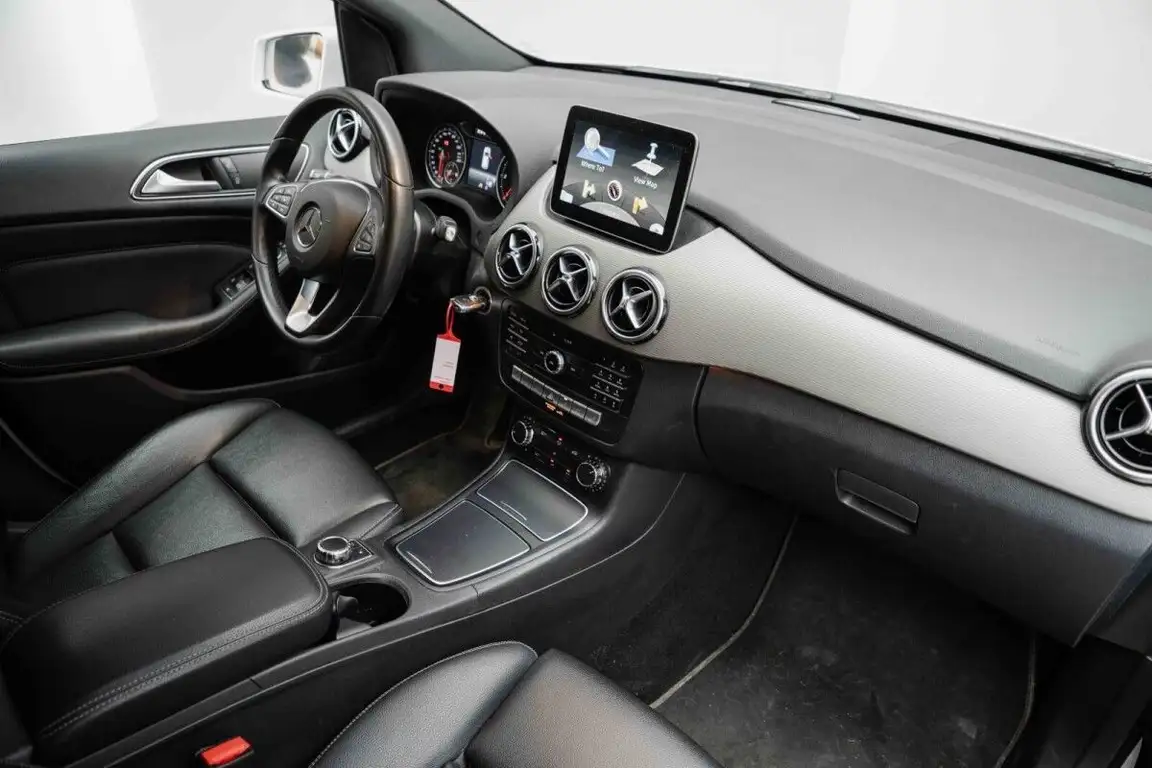 MERCEDES-BENZ B-CLASS
