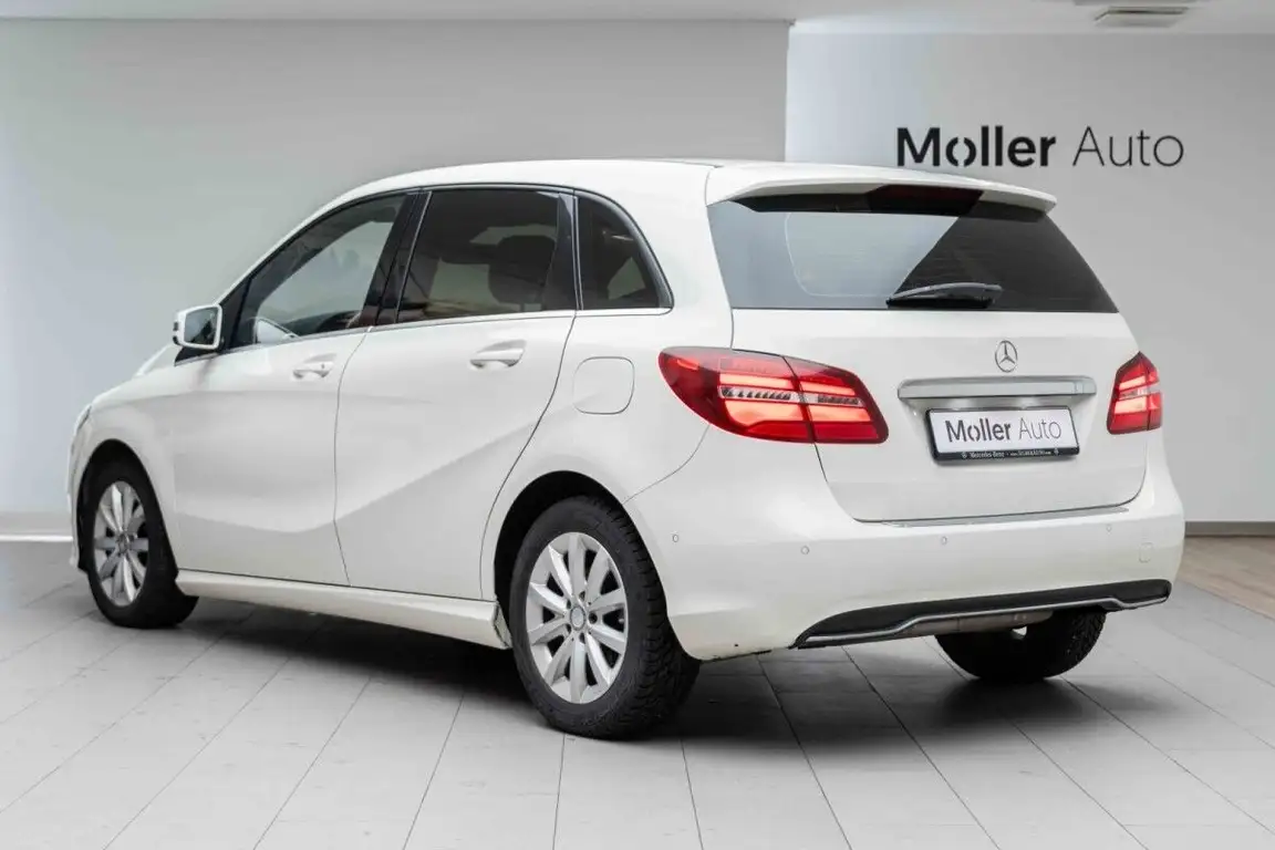 MERCEDES-BENZ B-CLASS