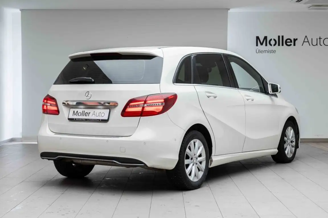 MERCEDES-BENZ B-CLASS