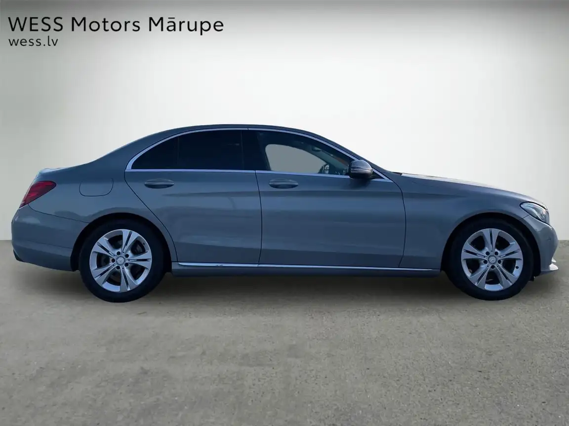 MERCEDES-BENZ C-CLASS