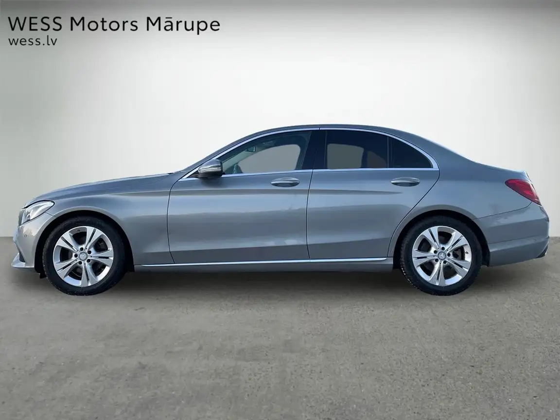 MERCEDES-BENZ C-CLASS