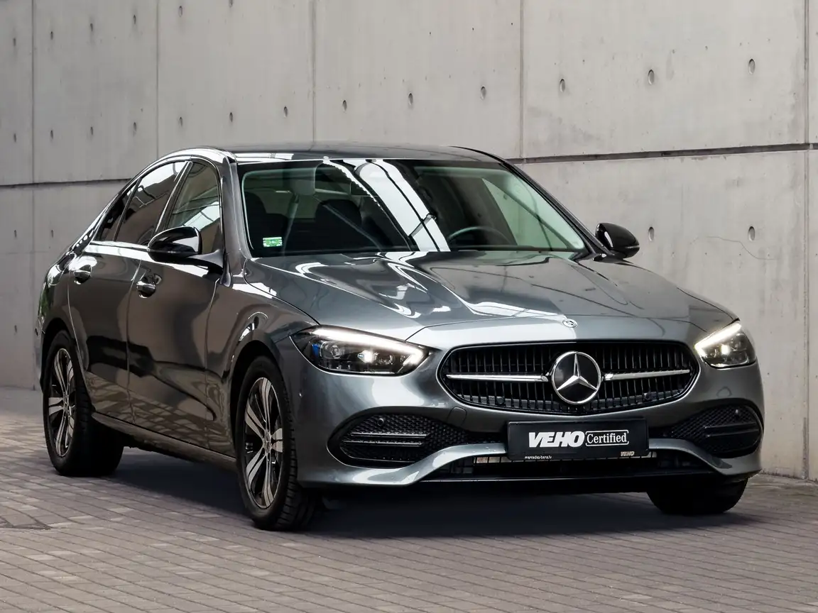MERCEDES-BENZ C-CLASS