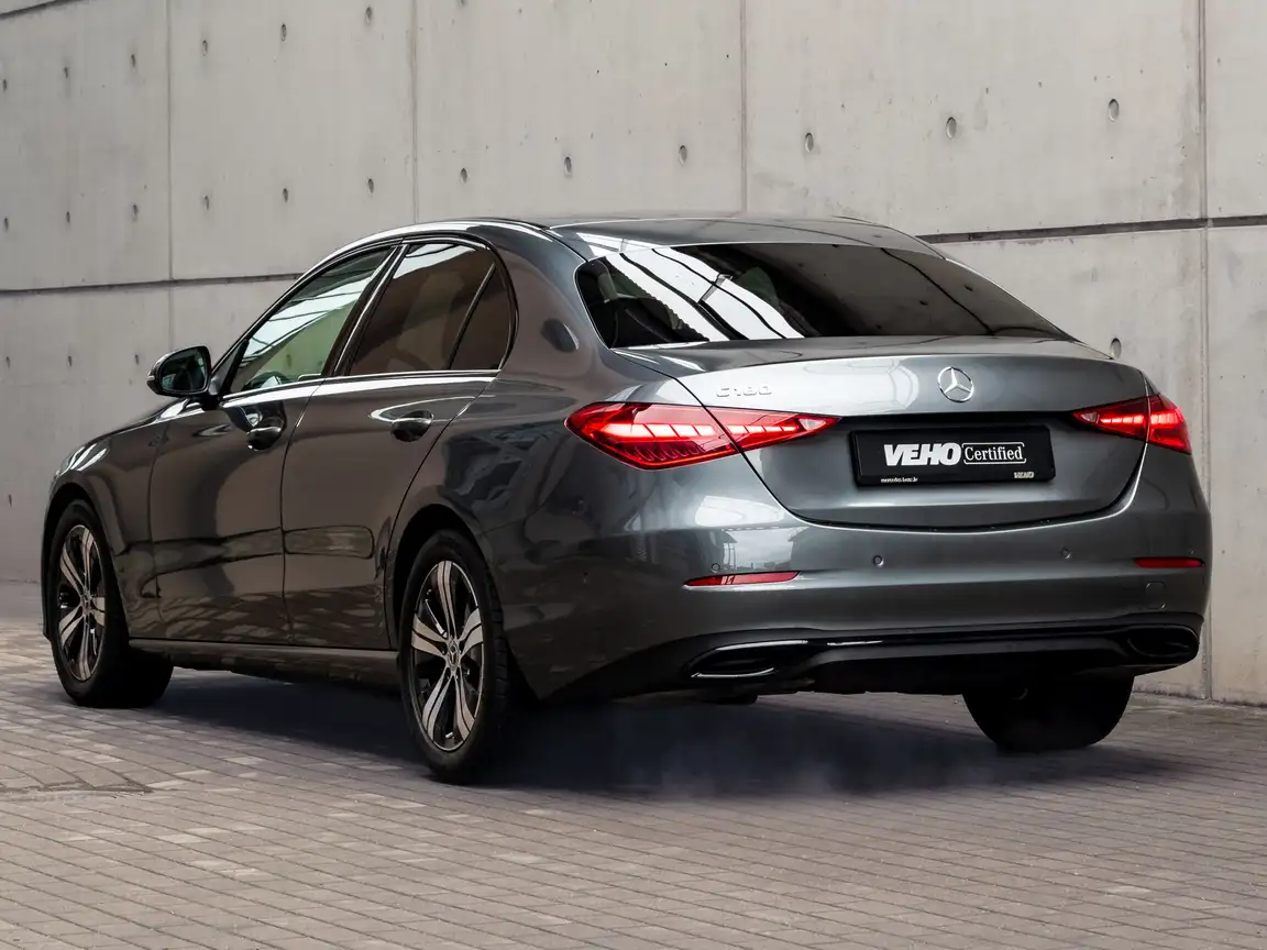 MERCEDES-BENZ C-CLASS