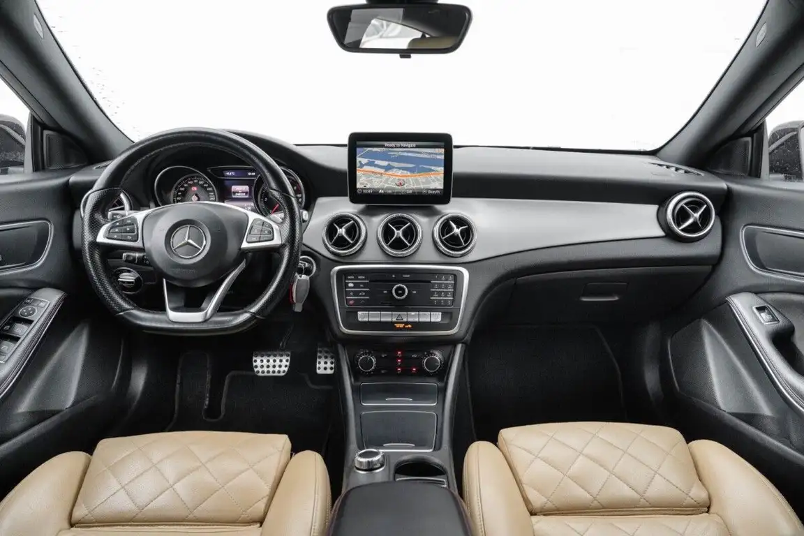 MERCEDES-BENZ C-CLASS
