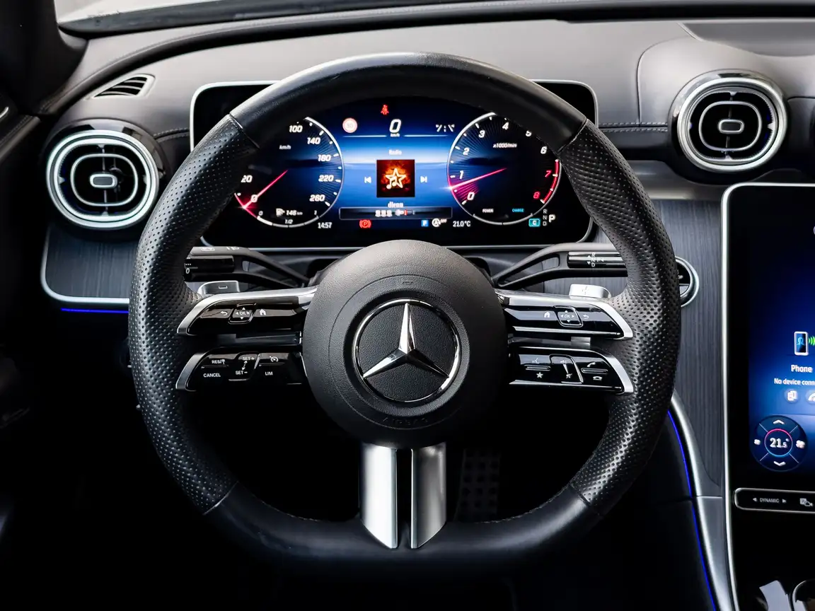MERCEDES-BENZ C-CLASS