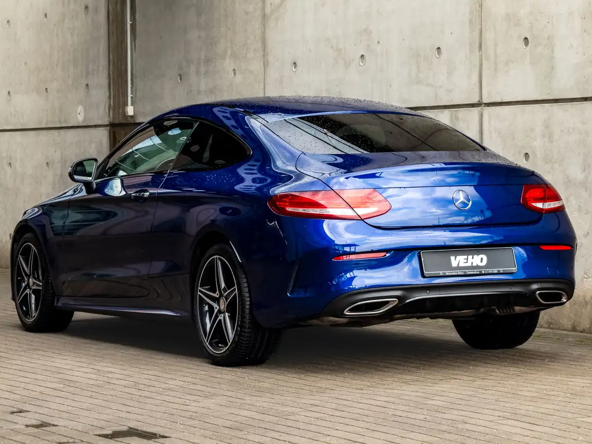 MERCEDES-BENZ C-CLASS