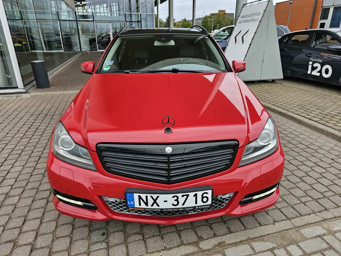 MERCEDES-BENZ C-CLASS