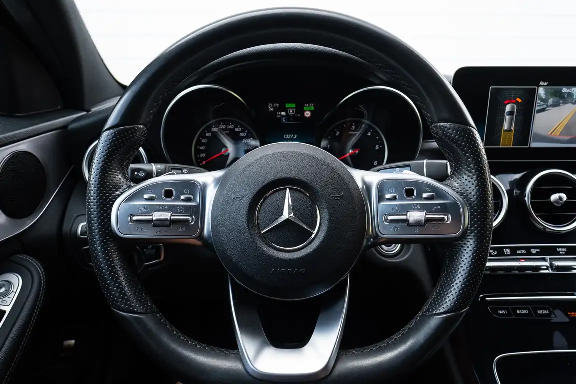 MERCEDES-BENZ C-CLASS