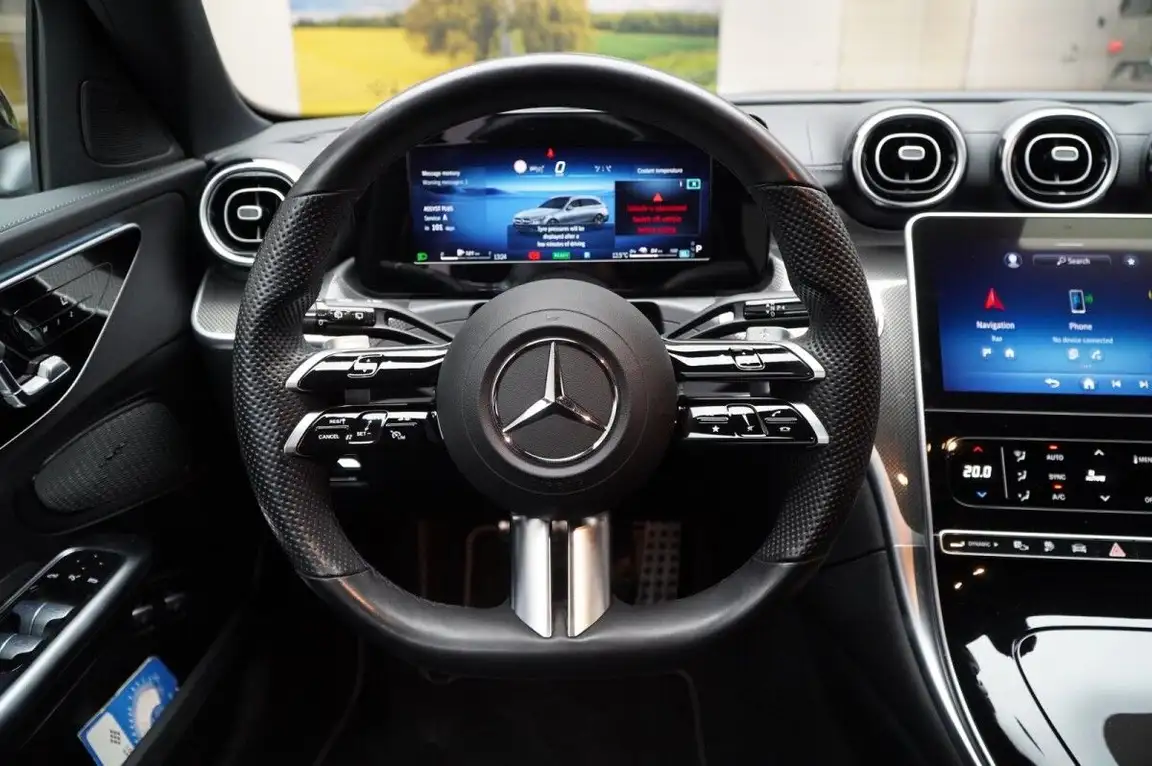 MERCEDES-BENZ C-CLASS