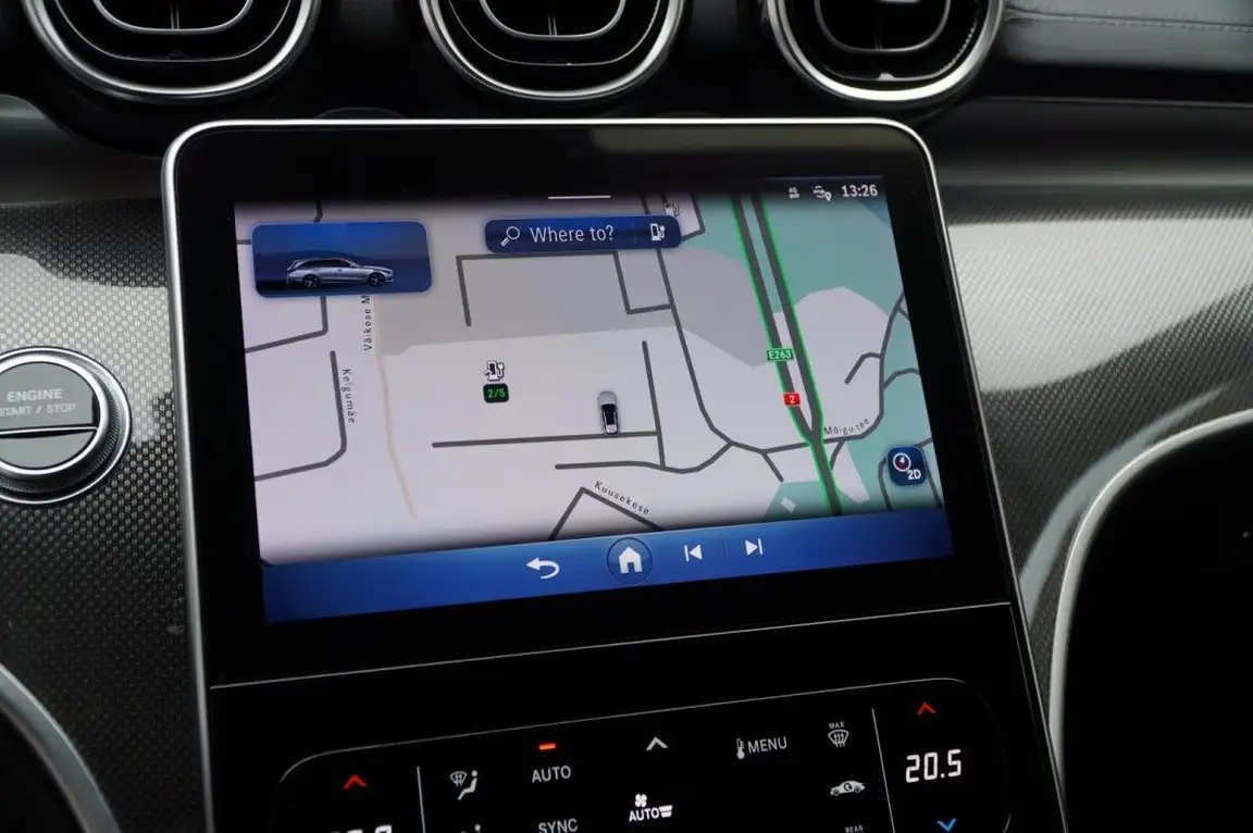 MERCEDES-BENZ C-CLASS