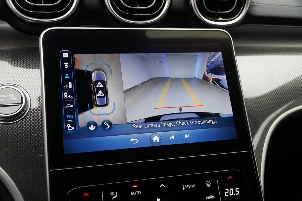 MERCEDES-BENZ C-CLASS