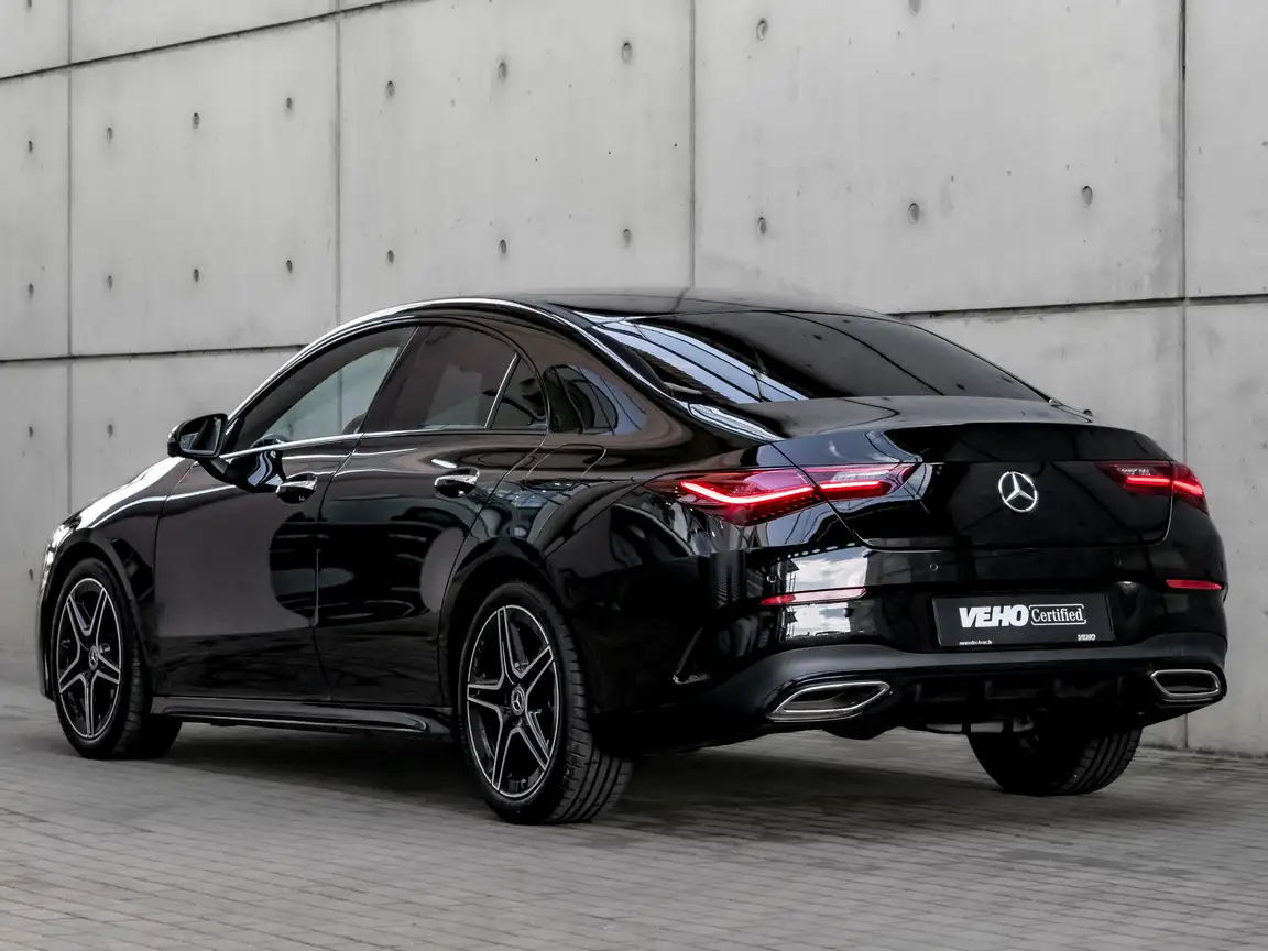 MERCEDES-BENZ CLA