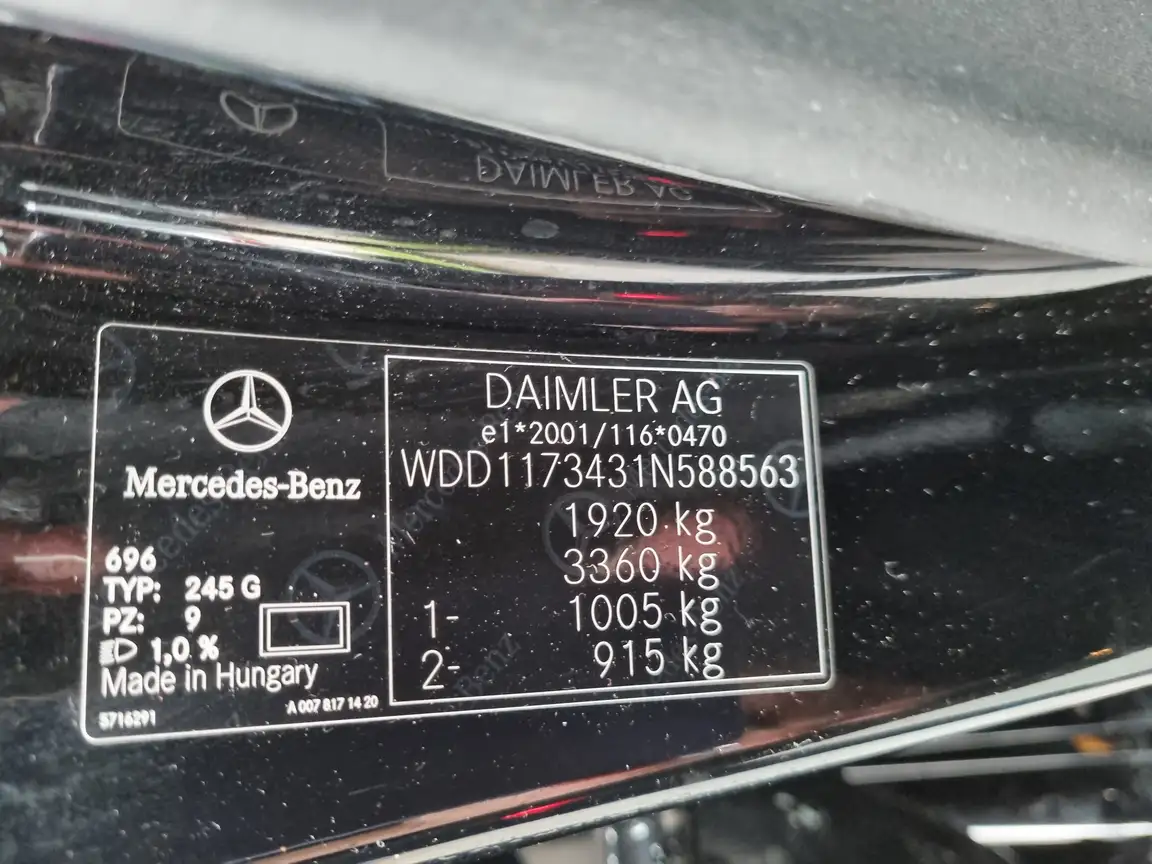 MERCEDES-BENZ CLA