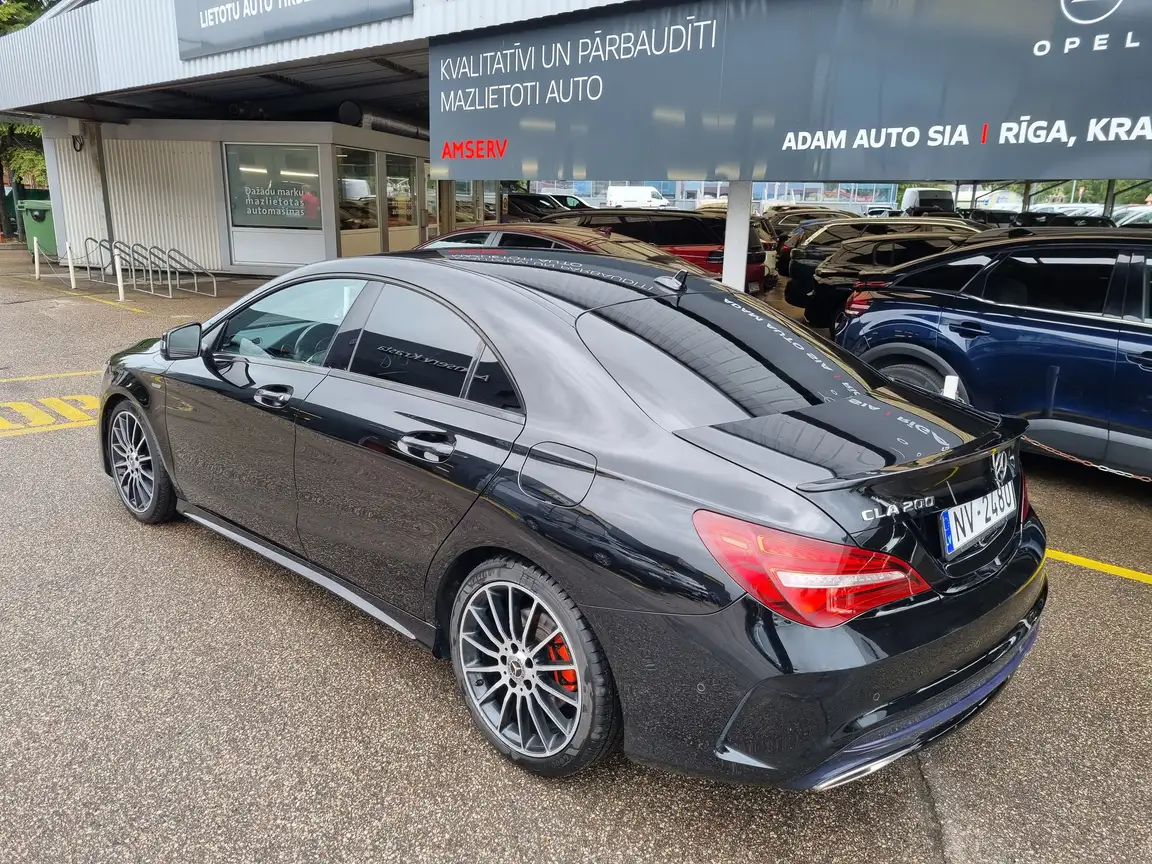 MERCEDES-BENZ CLA