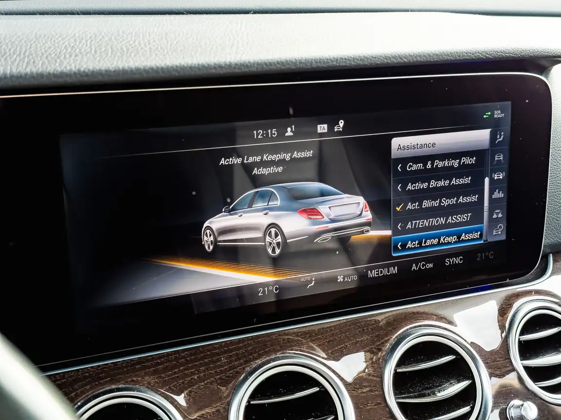 MERCEDES-BENZ E-CLASS