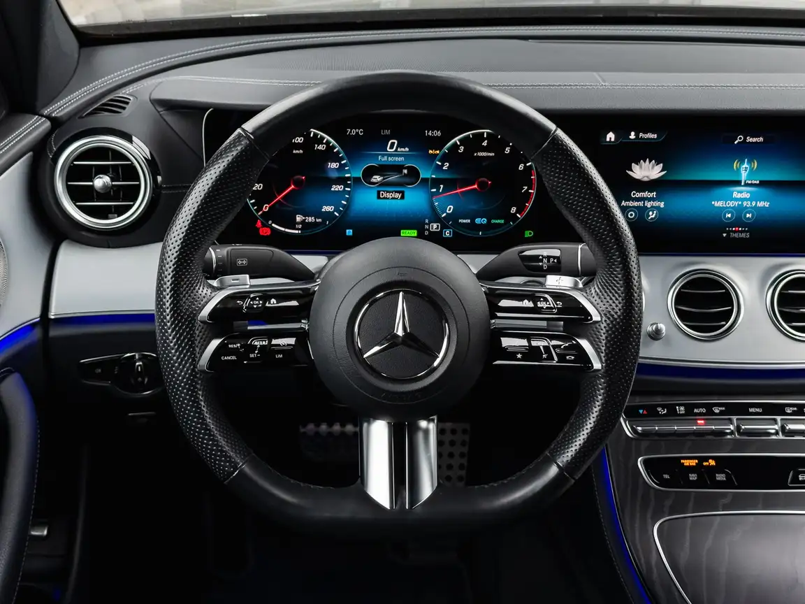 MERCEDES-BENZ E-CLASS