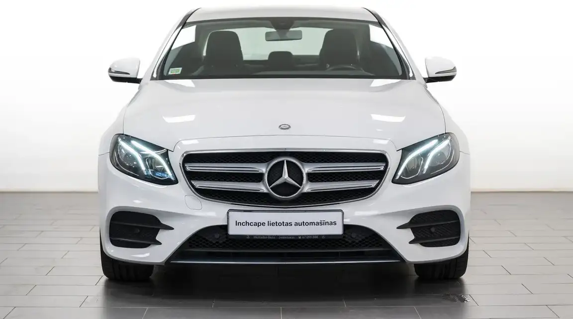 MERCEDES-BENZ E-CLASS