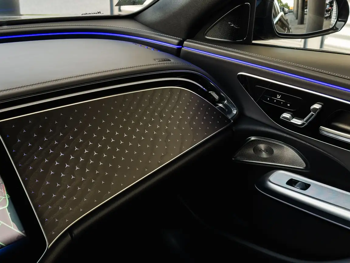 MERCEDES-BENZ E-CLASS