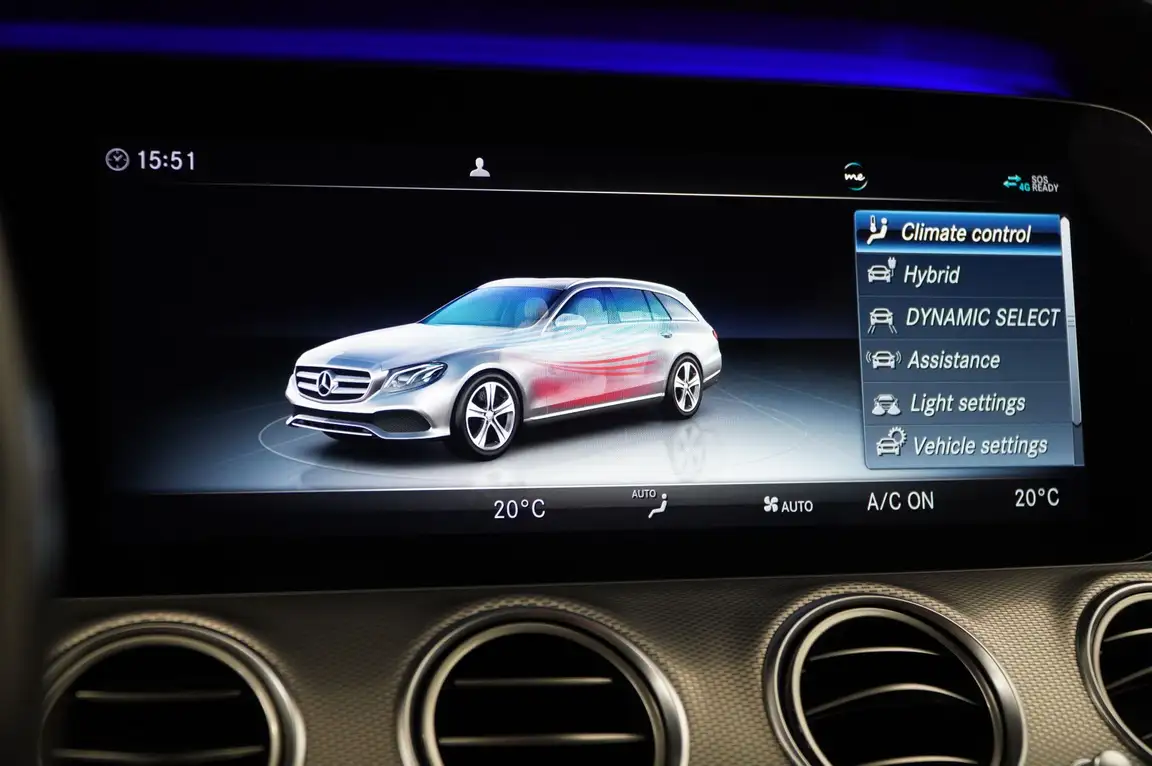MERCEDES-BENZ E-CLASS