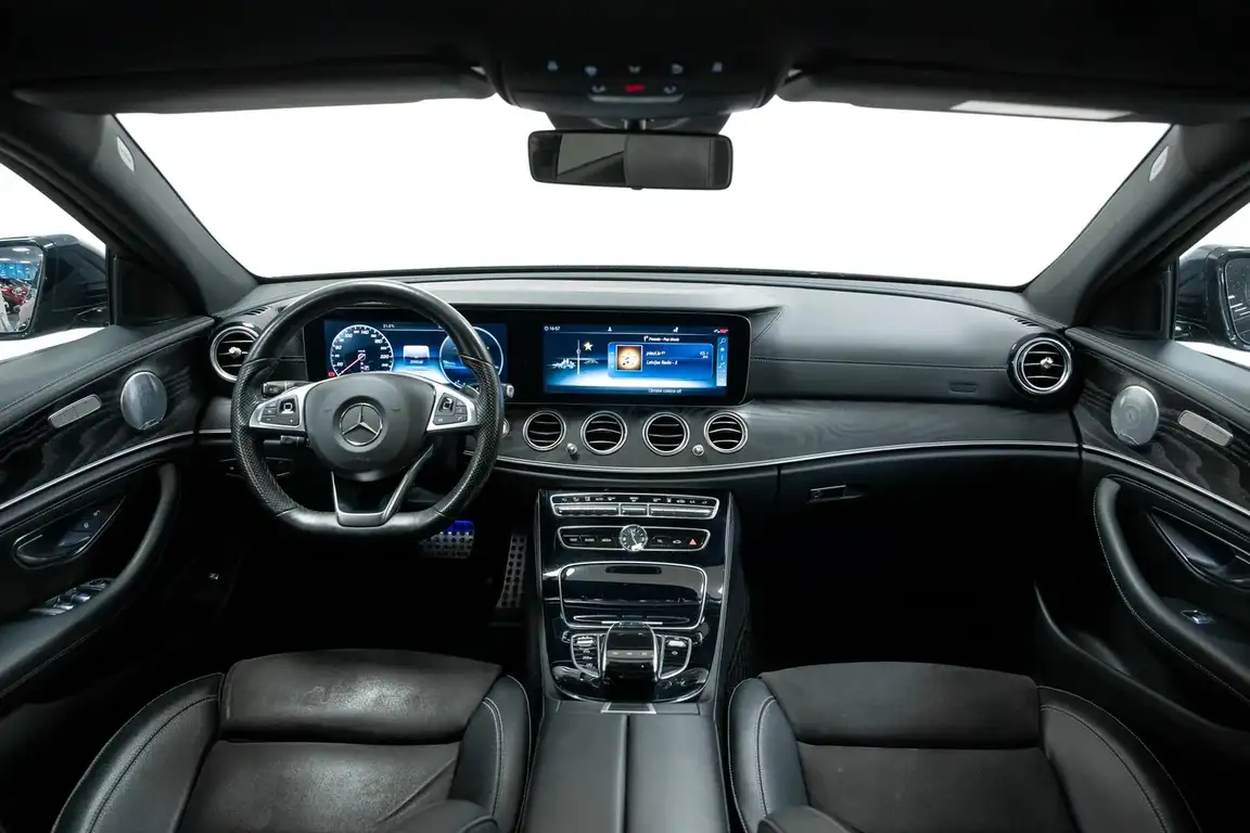 MERCEDES-BENZ E-CLASS