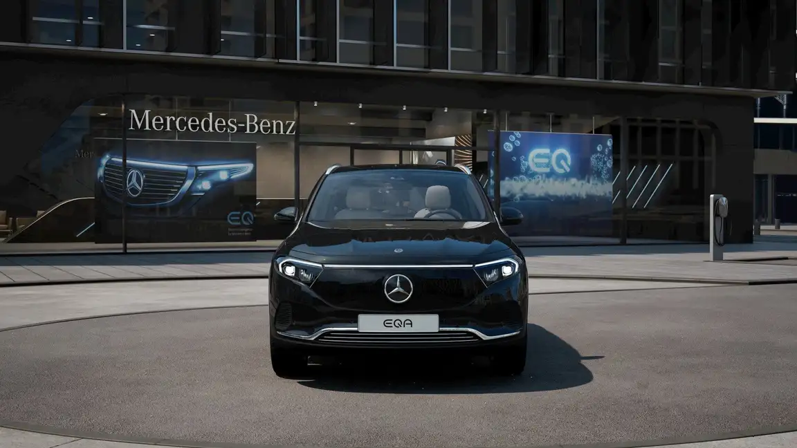 MERCEDES-BENZ EQA