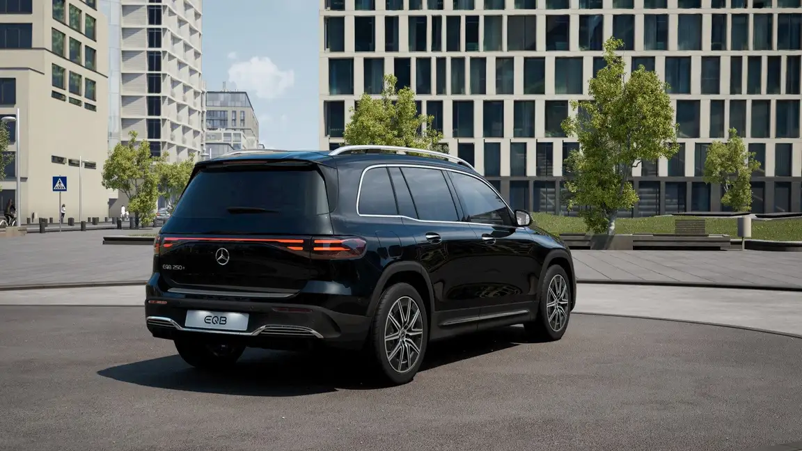 MERCEDES-BENZ EQB