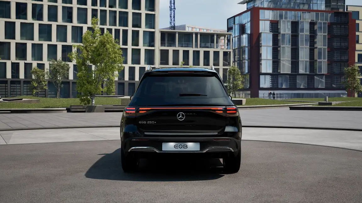 MERCEDES-BENZ EQB