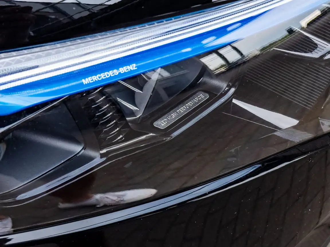 MERCEDES-BENZ EQB