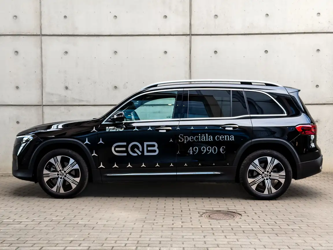 MERCEDES-BENZ EQB