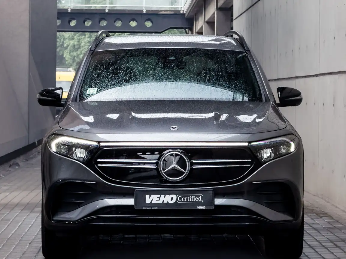 MERCEDES-BENZ EQB