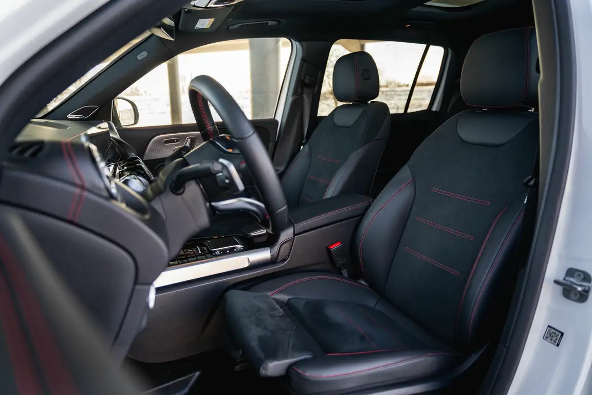 MERCEDES-BENZ EQB