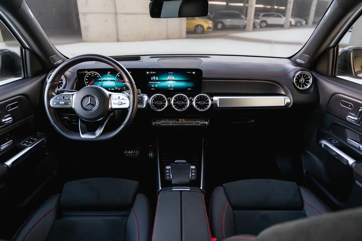 MERCEDES-BENZ EQB