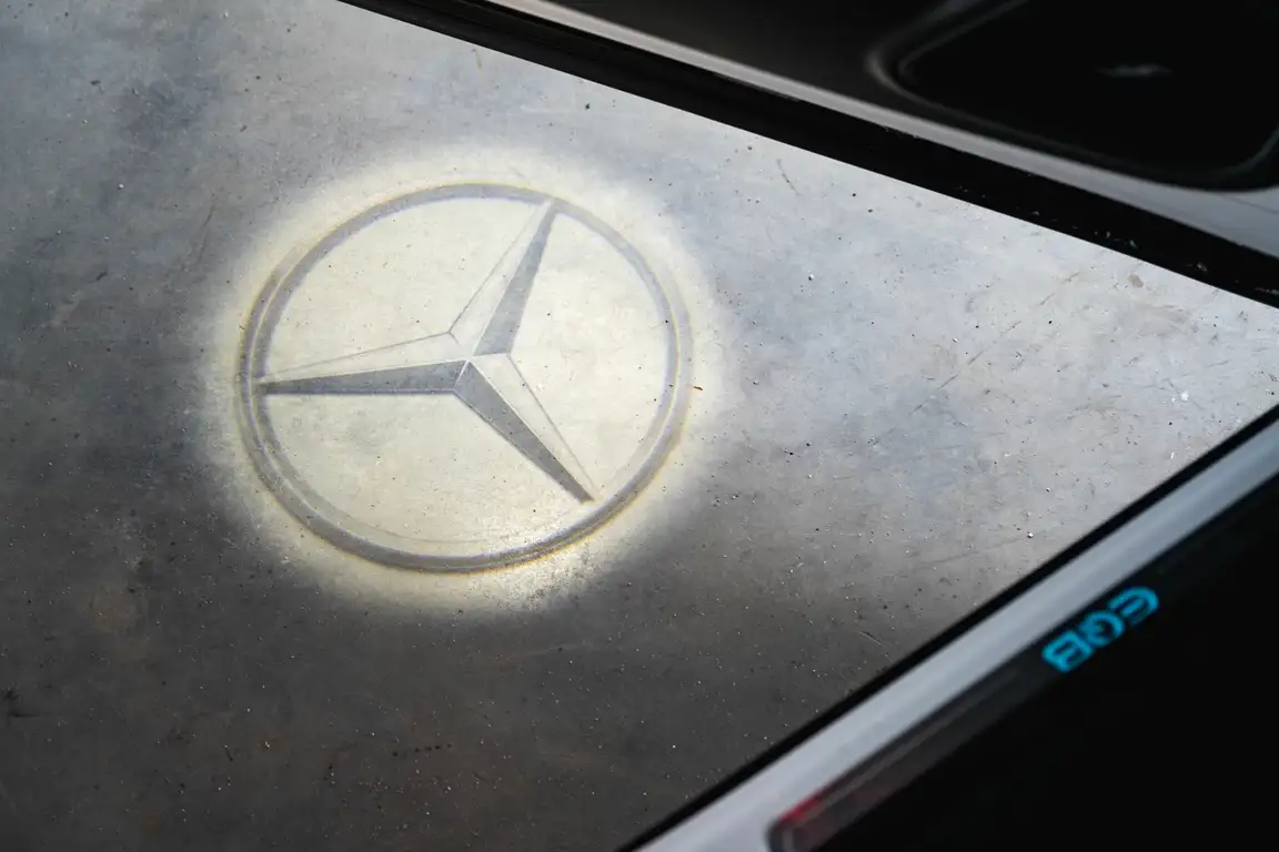 MERCEDES-BENZ EQB