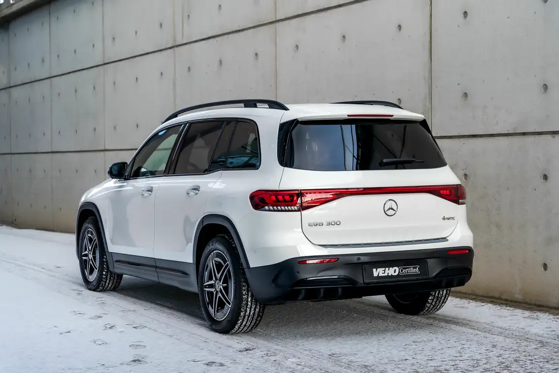 MERCEDES-BENZ EQB