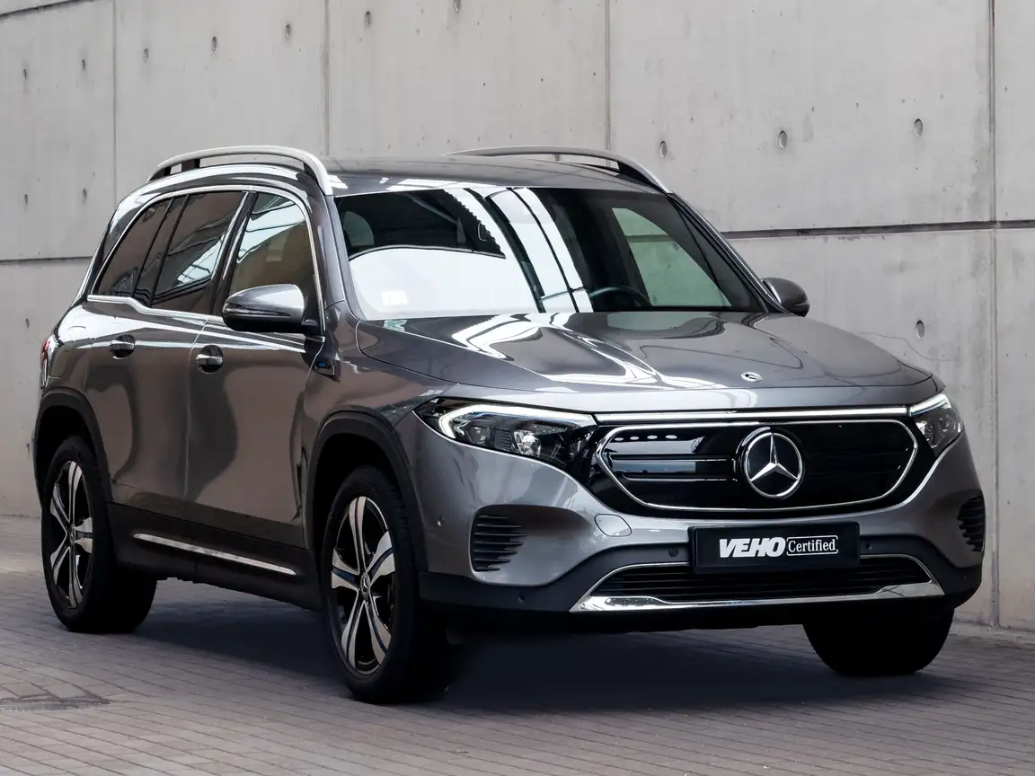 MERCEDES-BENZ EQB