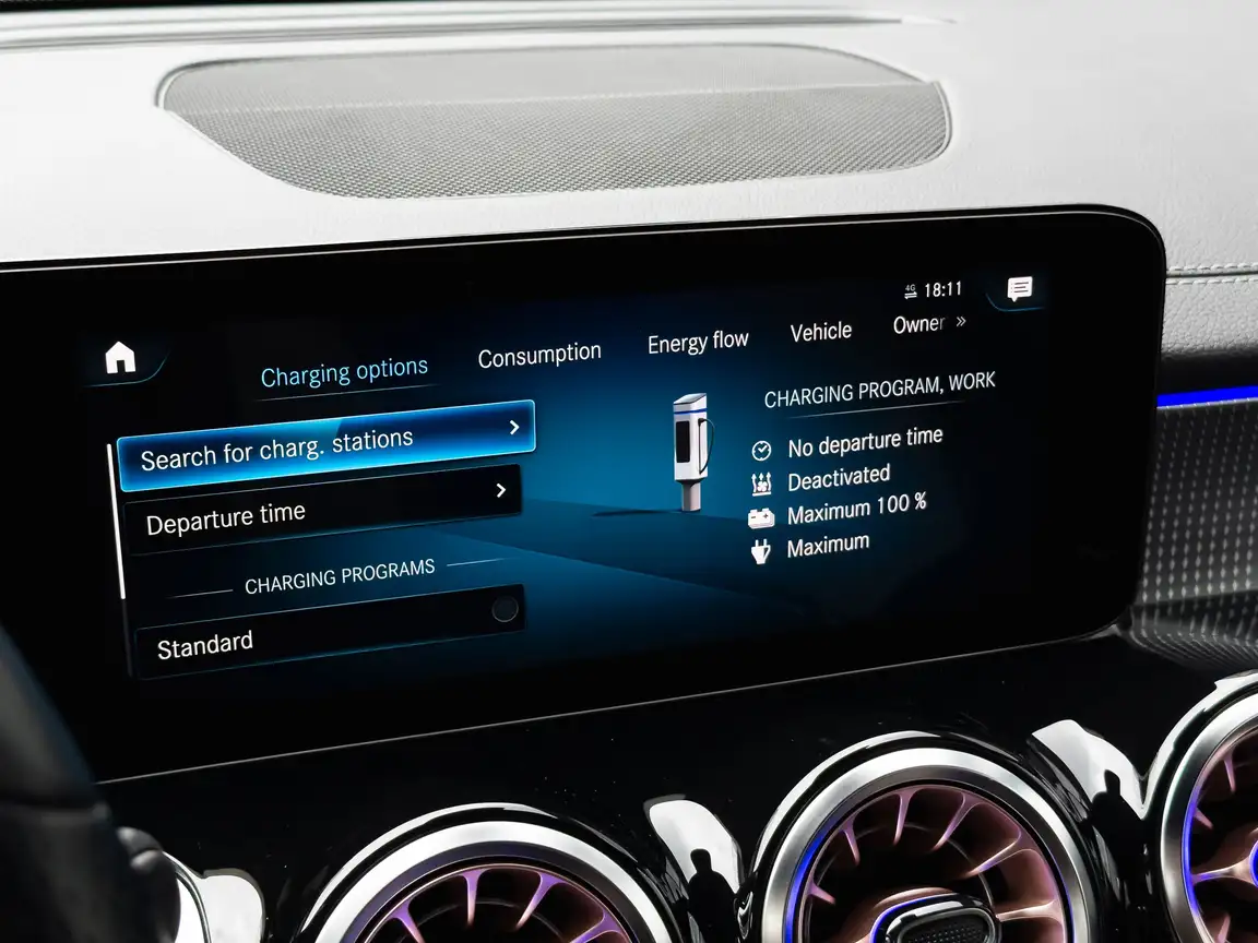 MERCEDES-BENZ EQB