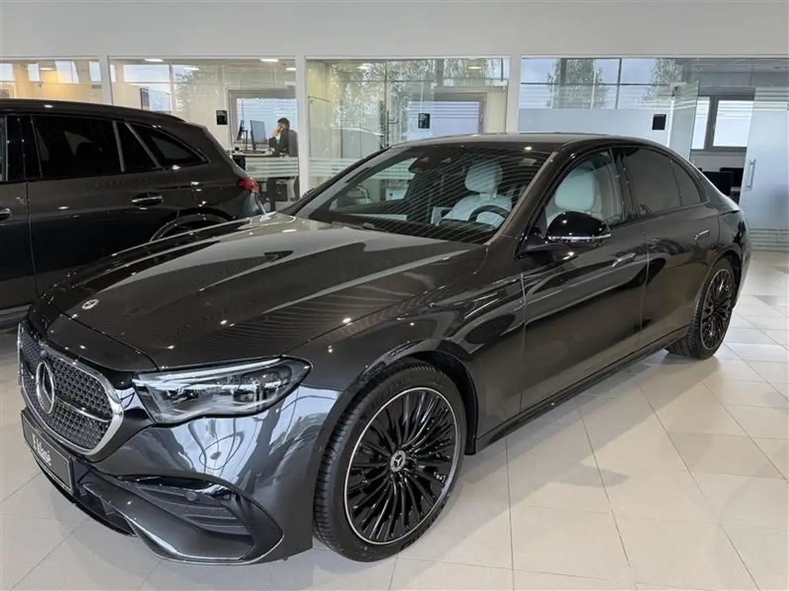MERCEDES-BENZ EQE