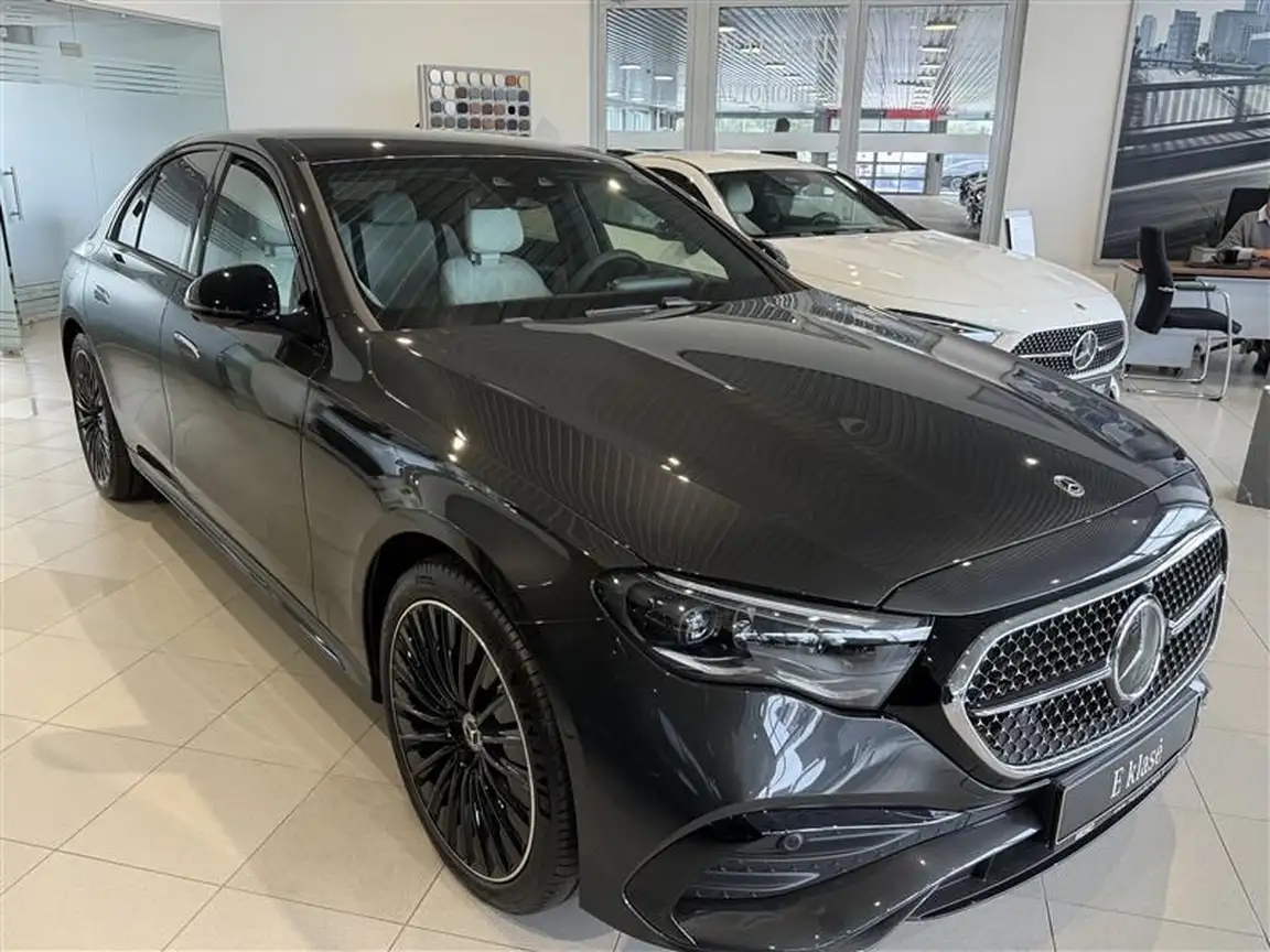 MERCEDES-BENZ EQE