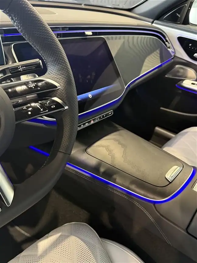MERCEDES-BENZ EQE