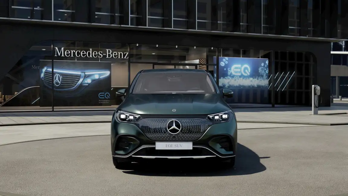 MERCEDES-BENZ EQE