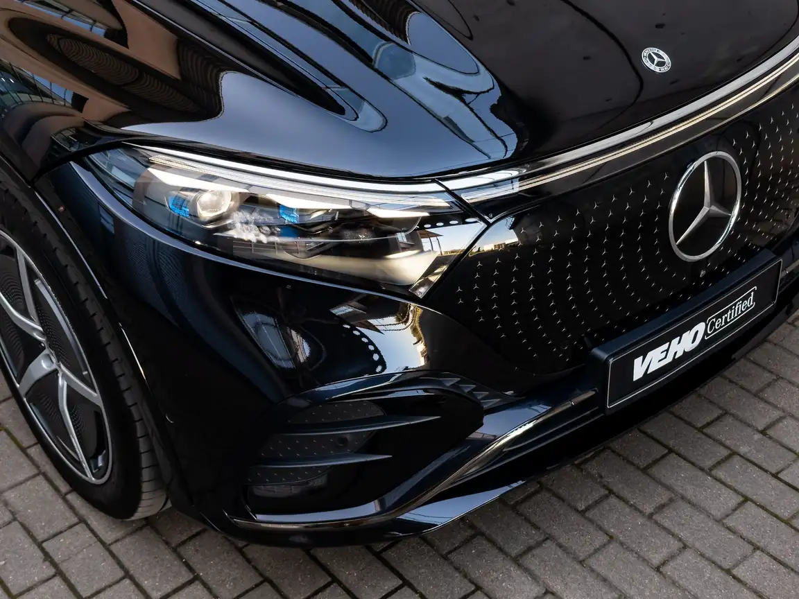MERCEDES-BENZ EQS