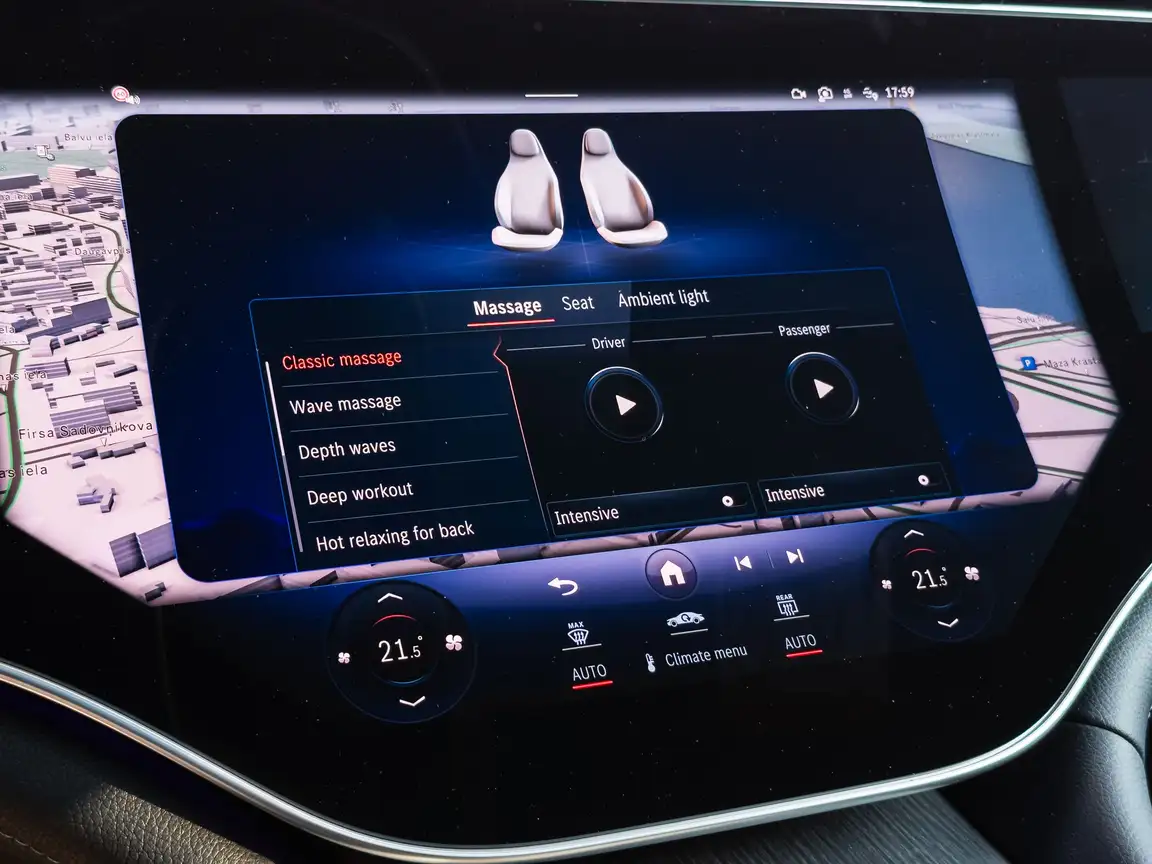 MERCEDES-BENZ EQS