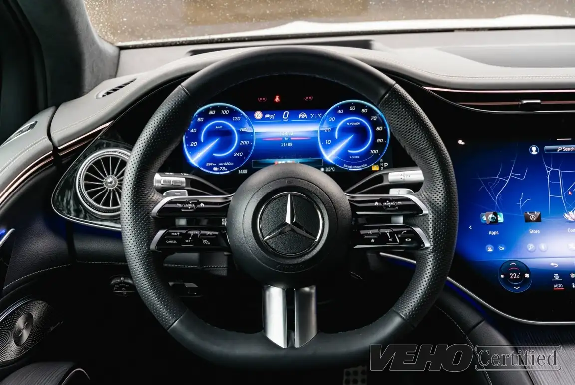 MERCEDES-BENZ EQS